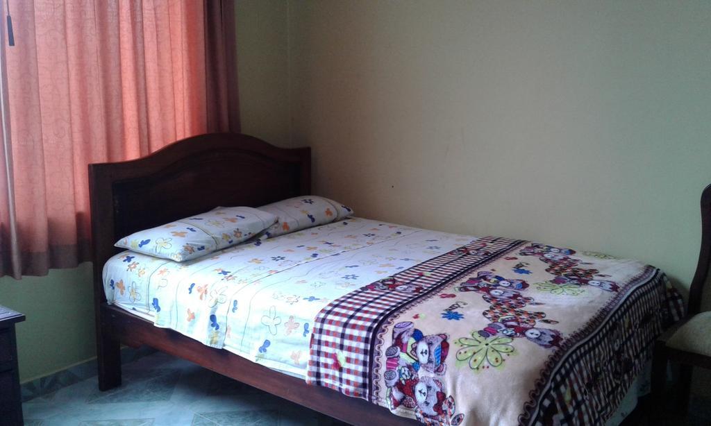 Hostal Jireh Тена Экстерьер фото