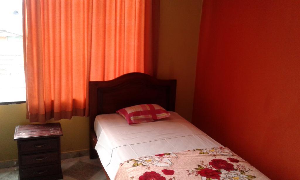 Hostal Jireh Тена Экстерьер фото