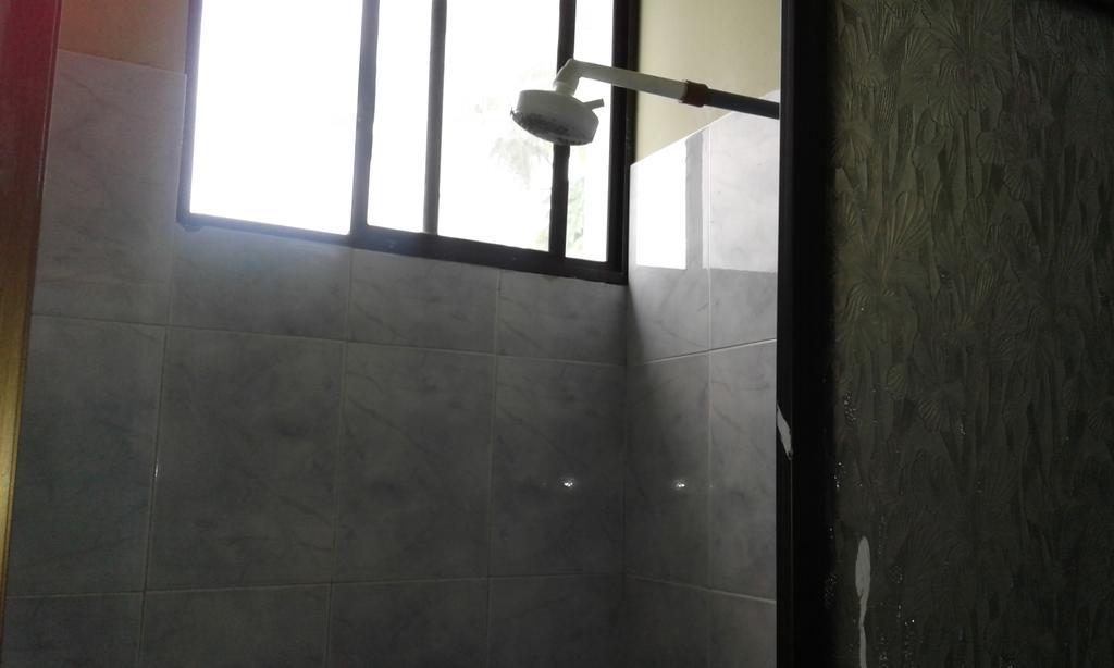 Hostal Jireh Тена Экстерьер фото