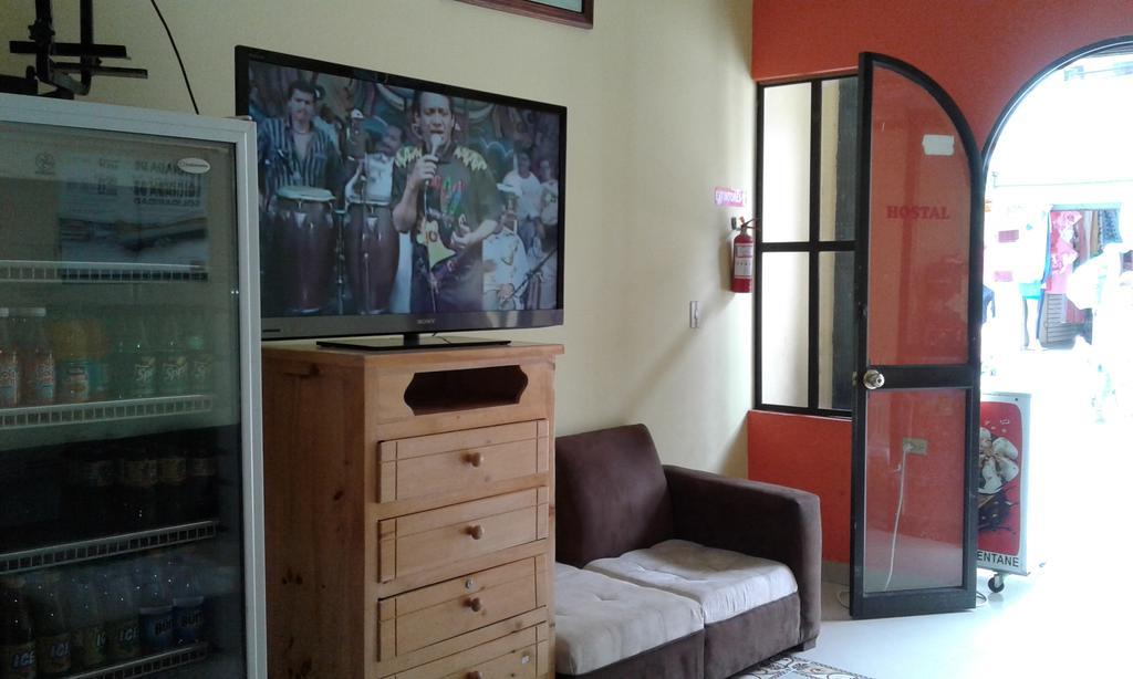 Hostal Jireh Тена Экстерьер фото